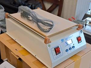 lot 15 image: Hycko High Quality LCD Screen Repair Separator Machine 9612DP (New)