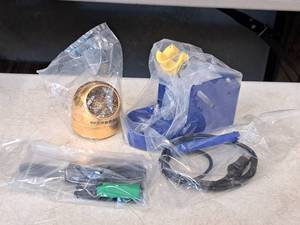 lot 30 image: Hakko Tip Cleaner Kit - FM-2027 24V-70W ESD Safe Soldering Iron, Base 599B (complete)