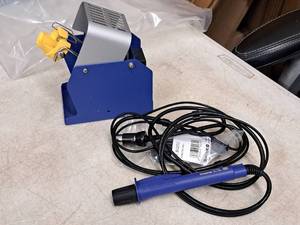 lot 37 image: Hakko ESD Safe 24V-140W Soldering Iron FM-2029 with Base  Stand