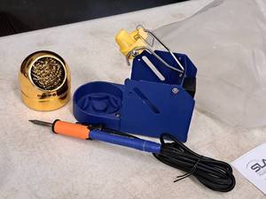 lot 35 image: Hakko ESD Safe 24V-70W Soldering Iron, Base  Stand and 599B Tip Cleaner Accessory FM-2027