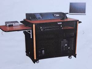lot 1 image: Rolling Workstation