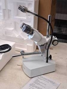 lot 65 image: Long Working Distance Stereo Microscope 14 SE400-LED (New)