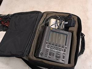 lot 67 image: Tektronics TekScope AutoRanging 100MHz ScopeDMM Digital Real Time 500MSs  Channel THS 710720 with Accessories and Carry Case