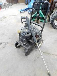 lot 33 image: Brute 2100 PSI Gasoline Pressure Washer