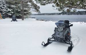 MEGA 6 Polaris Snowmobile Rental Getaway & 3 Room Lodge Stay (Feb 21-24)