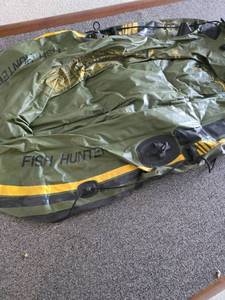 lot 58 image: Sevylor  HF250 Fish  Hunter Inflatable Boat Raft