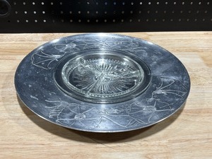 lot 16 image: Vintage Aluminum Lazy Susan with Glass Insert