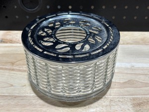 lot 20 image: Vintage Silex Candle Warmer