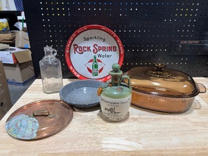 lot 40 image: Vintage Items