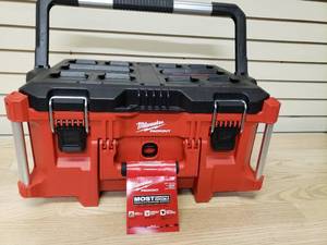 Milwaukee Pack out Large Tool Box