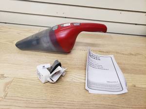 Black  Decker Dust buster