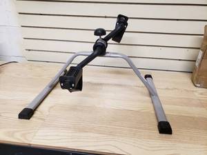 Wakeman Fitness pedal in place Exercise