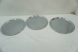 lot 17 image: Vollrath 12 round serving trays lot of 3