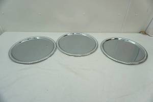 lot 18 image: Vollrath 12 round serving trays lot of 3