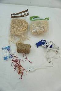 lot 24 image: craft lot