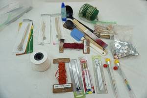 lot 27 image: candle making supplies