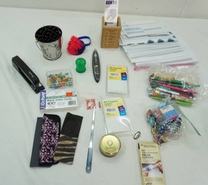 lot 30 image: office supply lot