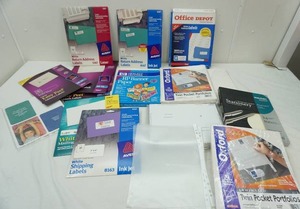 lot 33 image: office paper lot