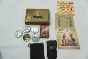 lot 79 image: Vintage Antique lot