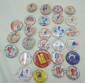 lot 80 image: vintage antique buttons