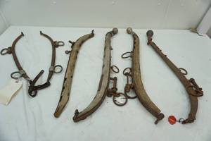 lot 87 image: vintageantique horse hangs 6 pieces