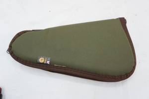 lot 172 image: zip-up soft gun case-pistol case