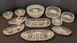 lot 77 image: Vintage CutPressed Glassware