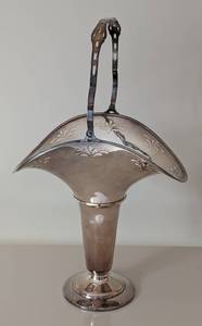 lot 52 image: Sheffield Silver Plated Basket Vase