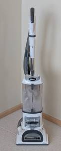 lot 44 image: Shark Navigator Vacuum