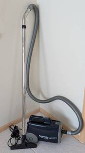 lot 45 image: Sanitaire Vacuum Cleaner