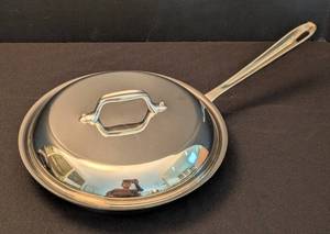 lot 42 image: All Clad Non Stick Pan