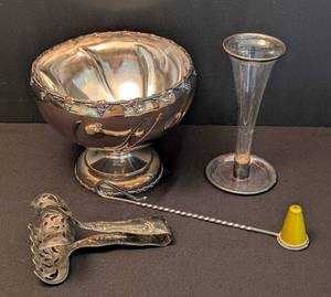 lot 88 image: Vintage Silver Plated Bowl and Decor