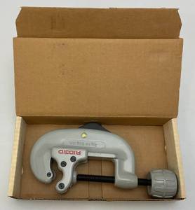 lot 169 image: Rigid No. 32930 58 x 2 18 O.D. Pipe Cutter In Original Box (Like New)