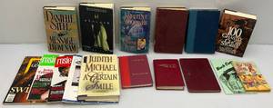 lot 170 image: Misc. Vintage Books