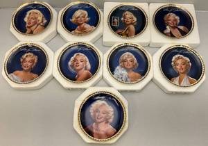 lot 185 image: Misc. Vintage Bradford Exchange (Marilyn Monroe) 8 Collectors Plates (NIB) Open Packing