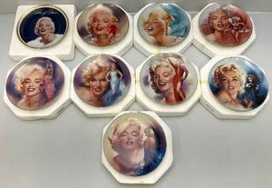 lot 186 image: Misc. Vintage Bradford Exchange (Marilyn Monroe) 8 Collectors Plates (NIB) Open Packing