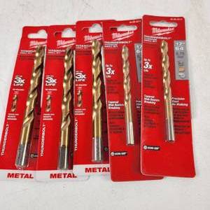 Lot Of Five Milwaukee Drill Bits 3-48-89-221 And 2-48-89-2214