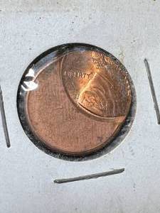 US MINT ERROR OFF CENTERED LINCOLN CENT