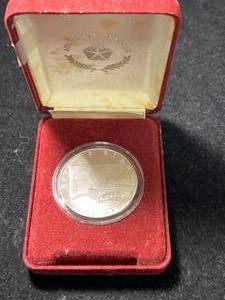 1 TROY OZ .999 FINE SILVER BILL OF RIGHTS ROUND IN BOX