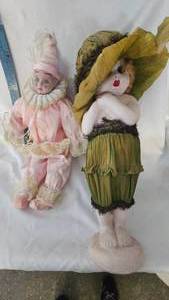 lot 7 image: Porcelain ClownPlaster Doll