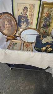 lot 10 image: Owl CaseVintage PicturesMirror