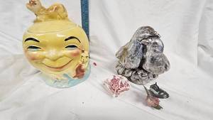 lot 12 image: Roseville Hey Diddle Diddle Cookie Jar