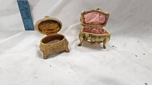 lot 85 image: Cast Jewelry Boxes