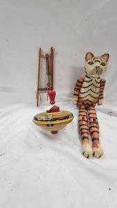 lot 71 image: Vintage ToysTopWood Tiger