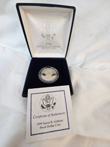 lot 128 image: 1999 Susan B Proof Dollars