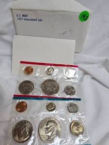 lot 193 image: 1977 U.S. Mint Set