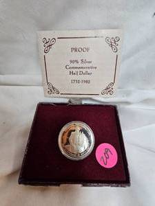 lot 209 image: 1982 Washington Commemorative Silver Proof 90%