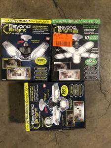 Lot of BEYOND BRIGHT 60-Watt Ultra Bright LED Light Bulb 6500K with 10 Adjustable Light Panels Customer Returns See Pictures
