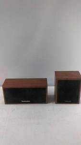 Technics Stereo Speakers Set - Model SB-CSS and SB-50G