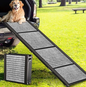 lot 32 image: Extra Wide Dog Ramp for CarTruck